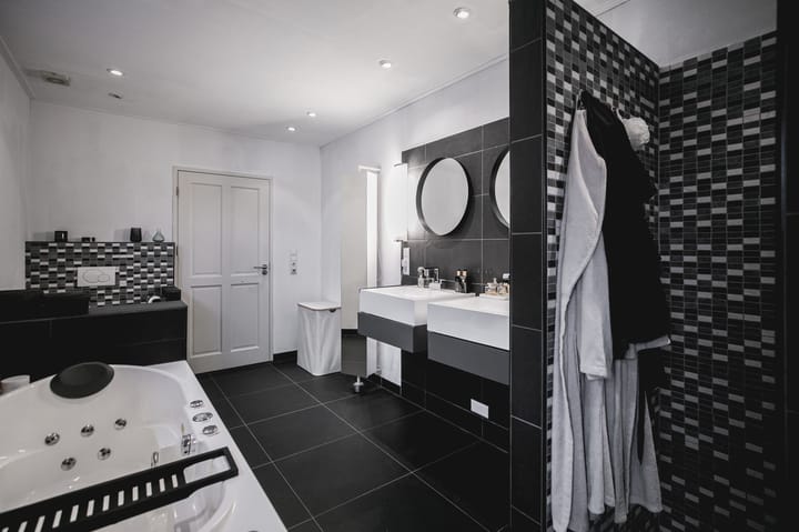 Photo 41 of Godsweerdersingel 21