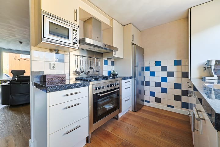 Foto 7 van Jan van Henegouwenstraat 24