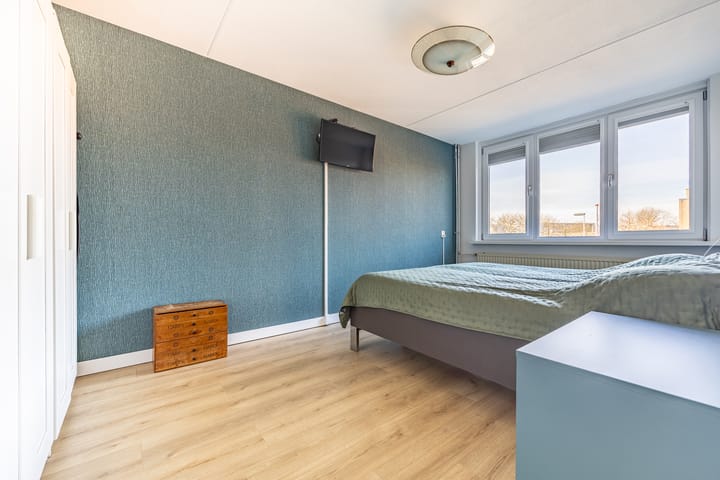 Foto 10 van Jan van Henegouwenstraat 24