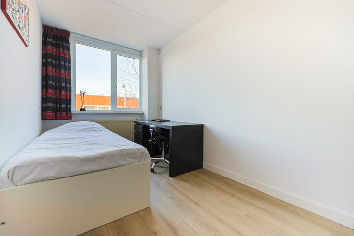 Foto 12 van Jan van Henegouwenstraat 24