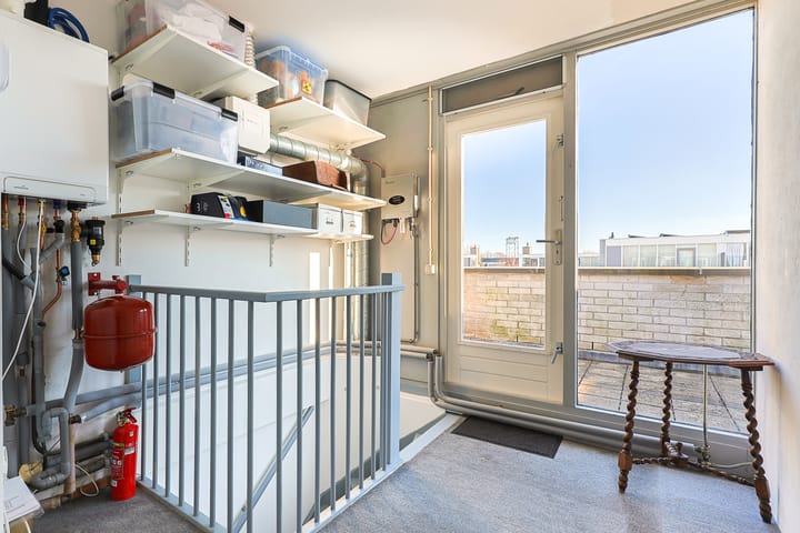 Foto 15 van Jan van Henegouwenstraat 24