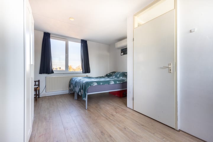 Foto 16 van Jan van Henegouwenstraat 24