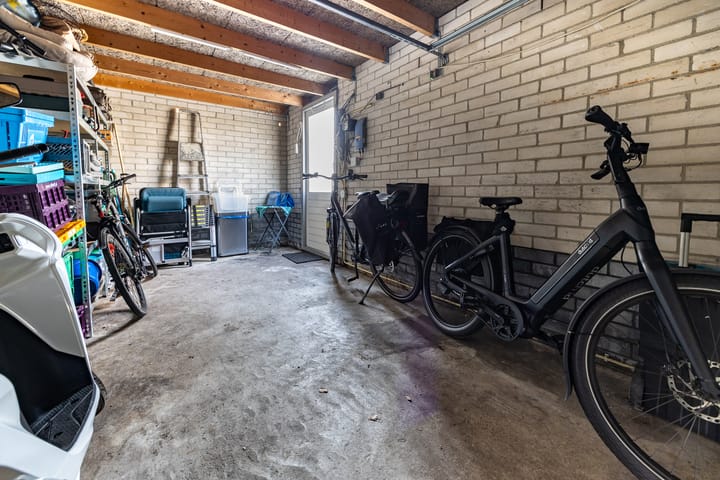 Foto 23 van Jan van Henegouwenstraat 24