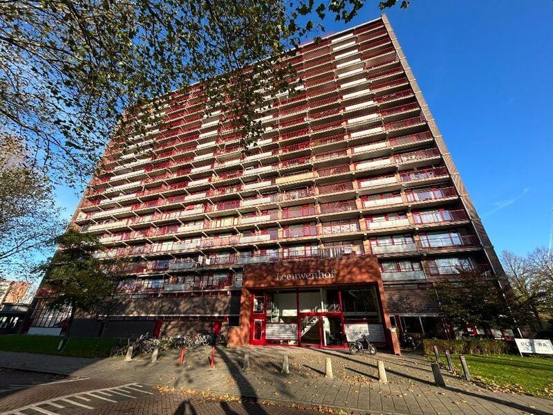 Foto 1 van Aart van der Leeuwlaan 83