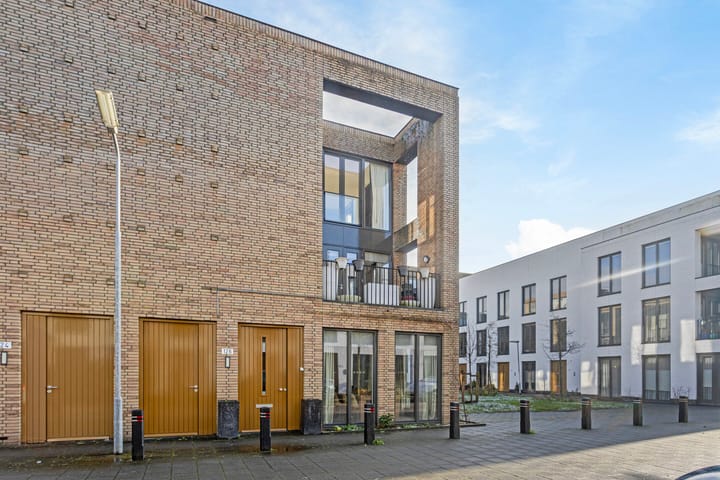 Foto 42 van Voltastraat 126