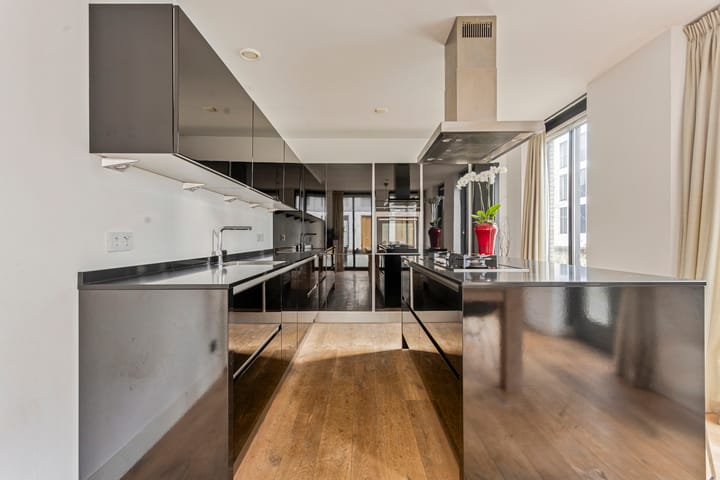 Foto 14 van Voltastraat 126