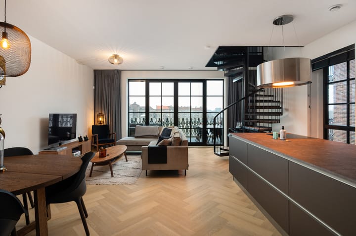 Foto 9 van Abraham Tuschinskistraat 86