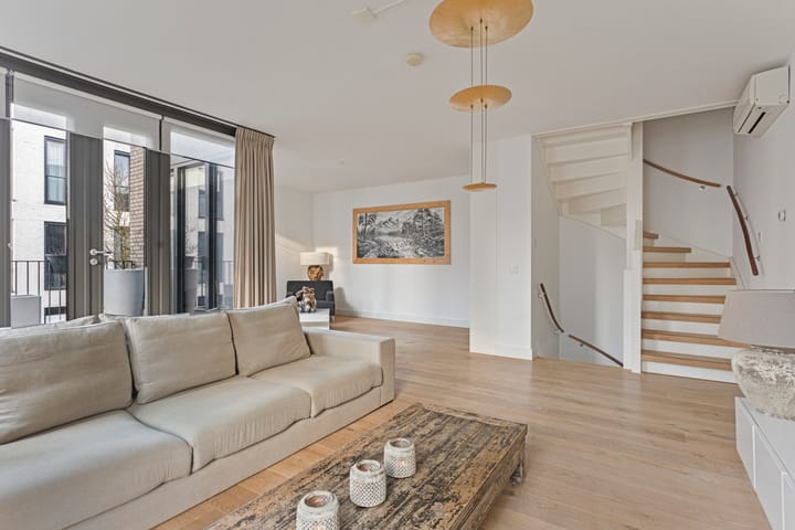 Foto 24 van Voltastraat 126