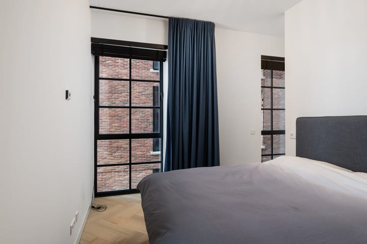 Foto 16 van Abraham Tuschinskistraat 86