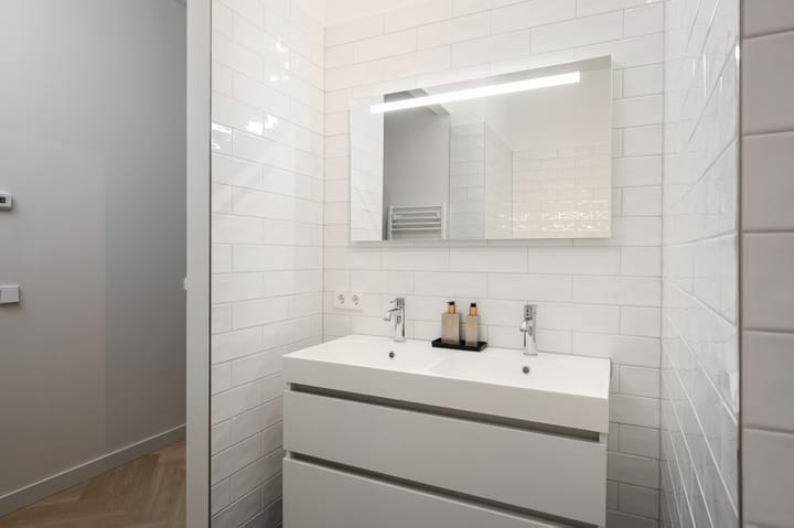 Foto 26 van Abraham Tuschinskistraat 86