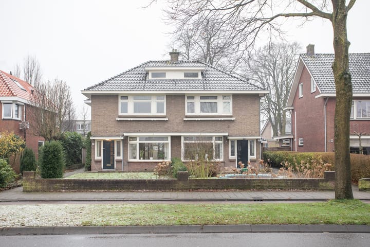 Foto 1 van Almelosestraat 32