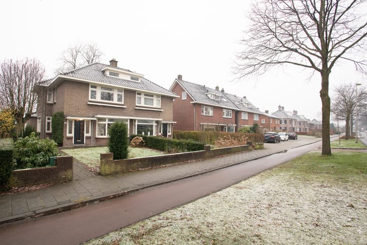 Foto 4 van Almelosestraat 32