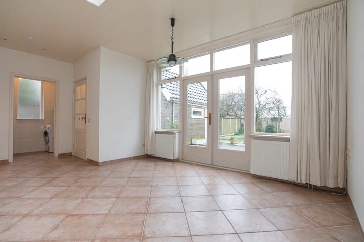 Foto 22 van Almelosestraat 32