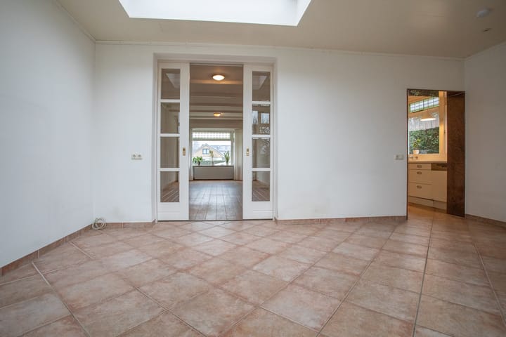 Foto 24 van Almelosestraat 32