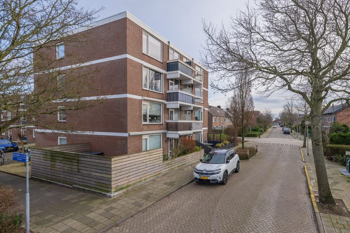 Photo 35 of Braambos 9