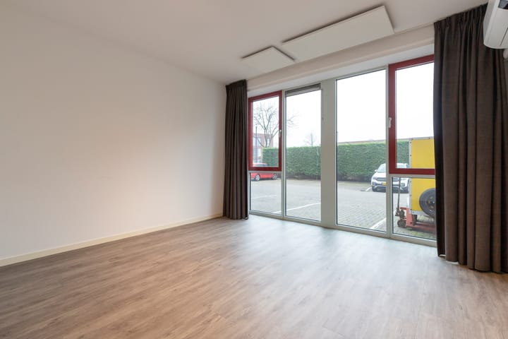 Foto 10 van Halverwege 15