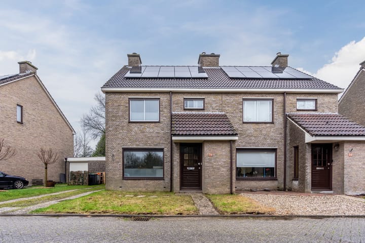 Foto 1 van Voorhuis 76