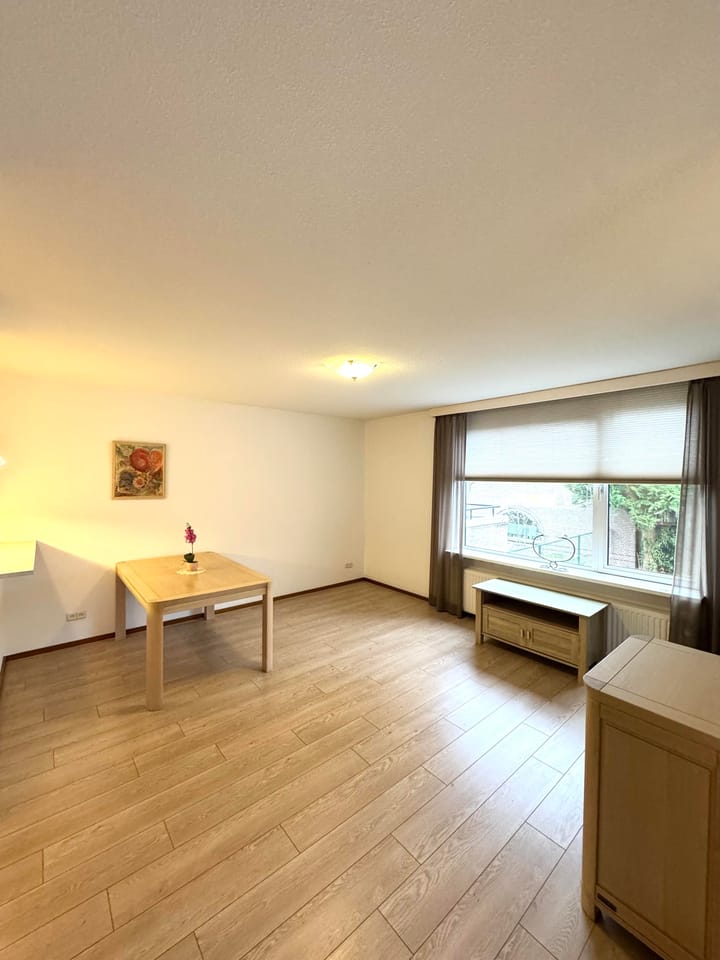 Photo 10 of Theo van Goghhof 75