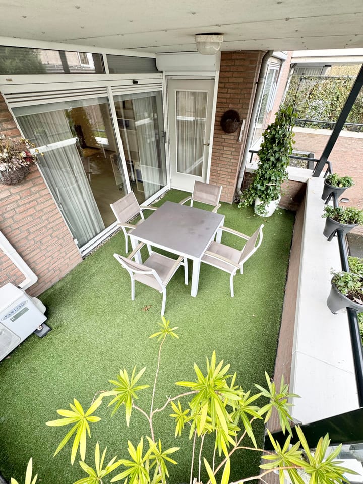 Photo 12 of Theo van Goghhof 75