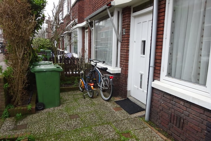 Bekijk foto 4 van Van den Berghstraat 52