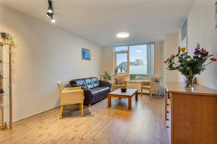 Foto 2 van Merelweg 12