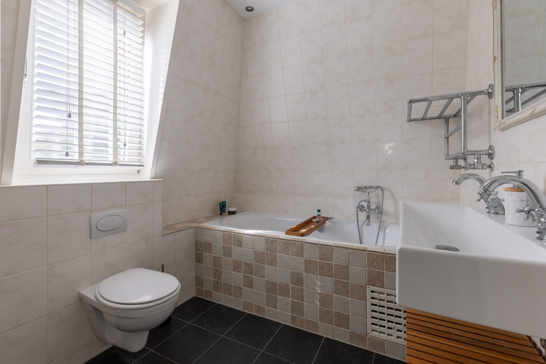 Foto 28 van Eemnesserweg 16