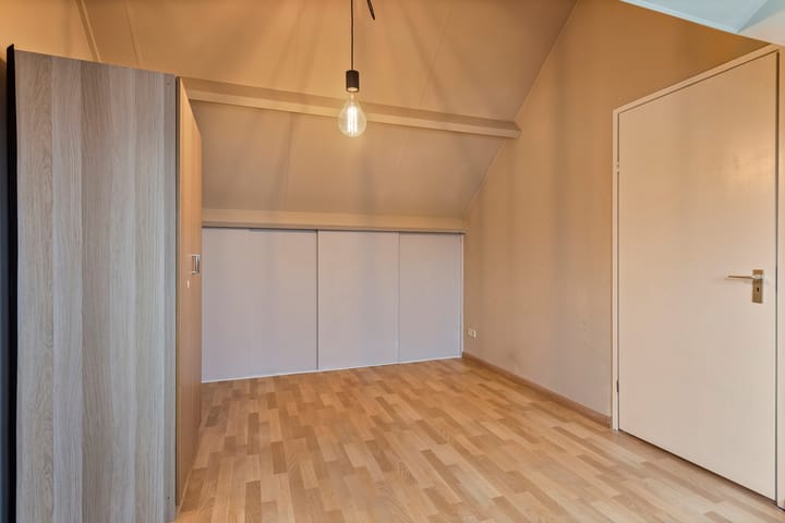 Foto 30 van Aan het beeldje 58