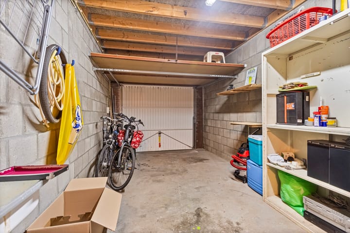 Foto 34 van Aan het beeldje 58