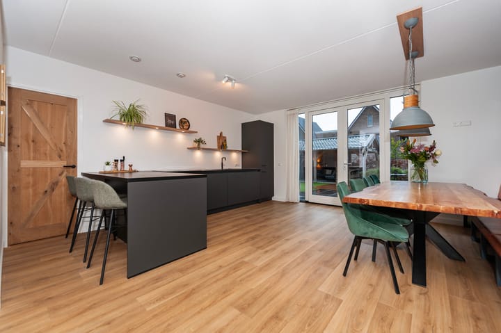 Foto 12 van Lekstraat 113