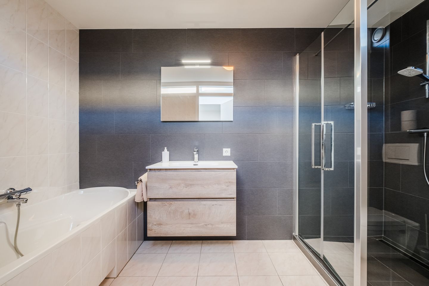 Foto 25 van Drieske 5