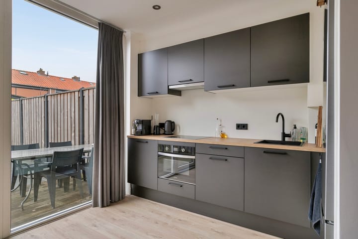 Foto 3 van van der Fuyckstraat 142