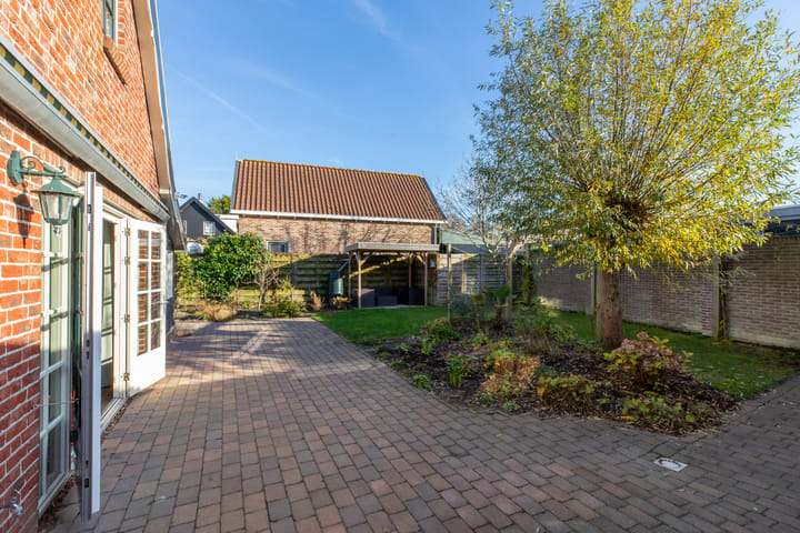 Foto 41 van Oostweg 1