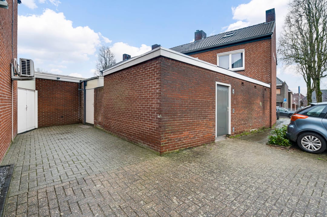 Photo 28 of Coenraad Abelsstraat 18