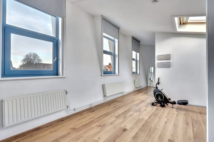 Foto 24 van Prins Hendrikstraat 46