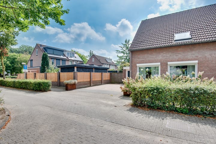 Foto 33 van Terpeborch 66