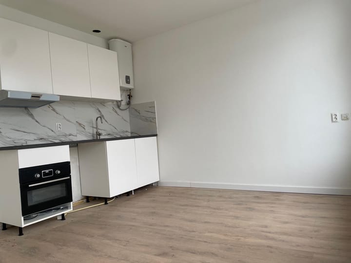 Photo 6 of Zoutmanstraat 48-Q