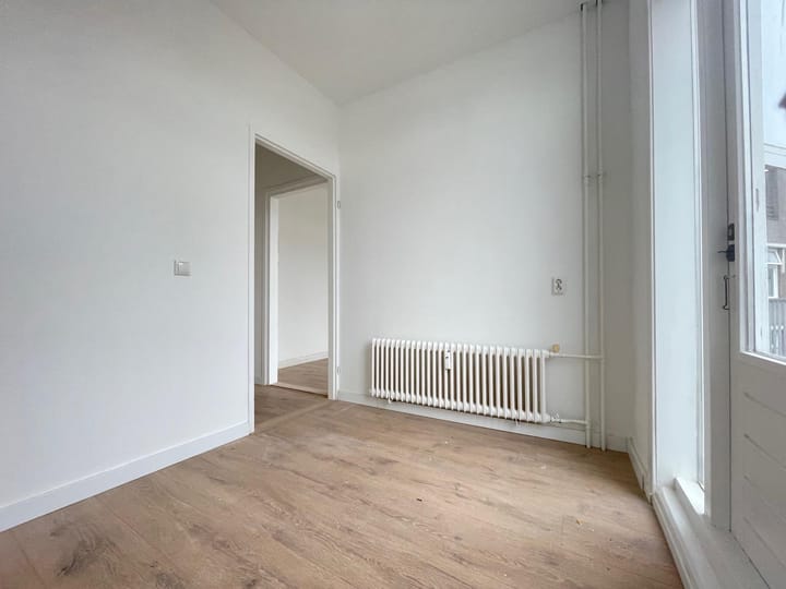 Photo 11 of Zoutmanstraat 48-Q