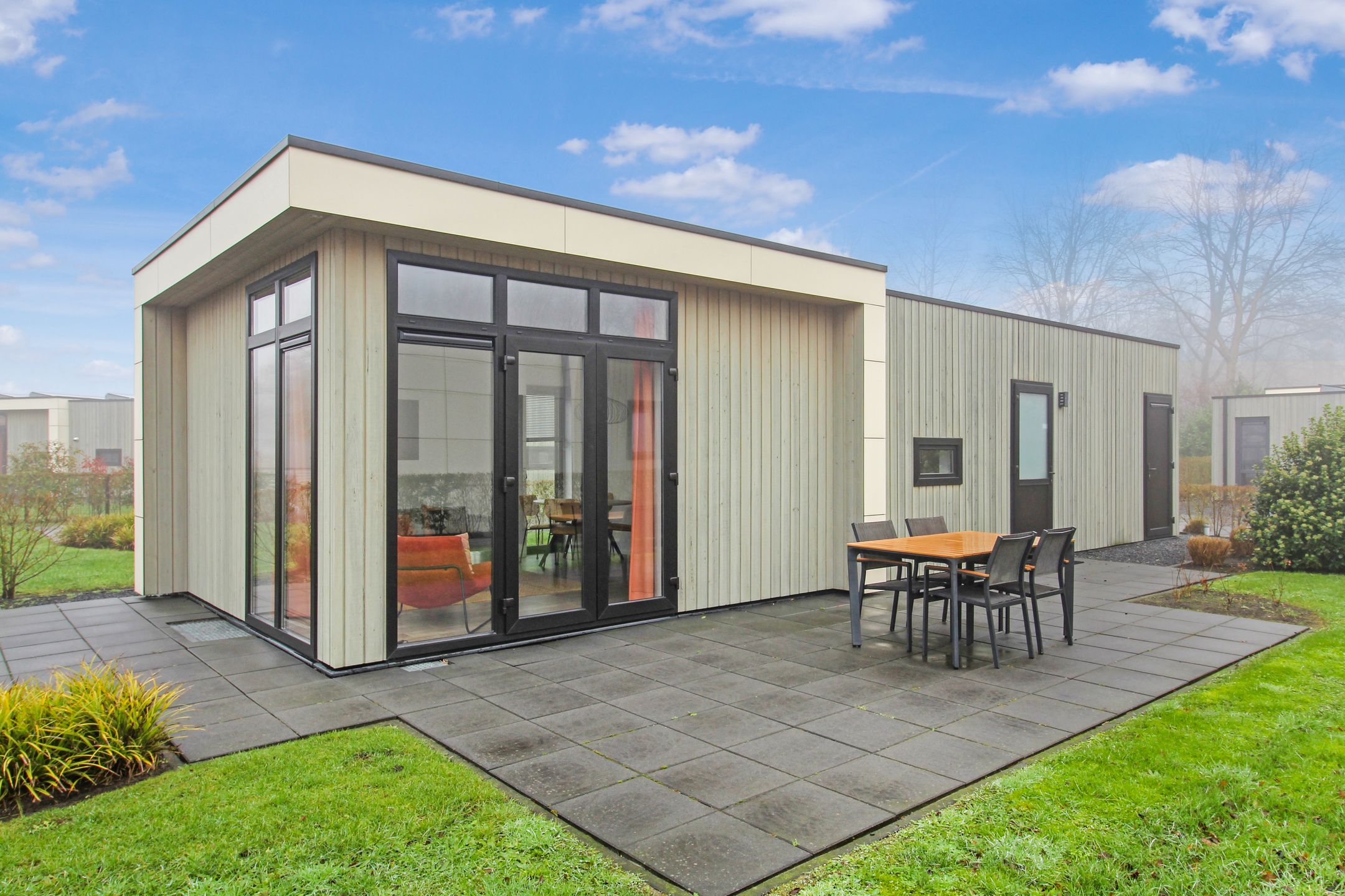 2-bedroom freehold villa in Velsen-Zuid — photo 1 of 5