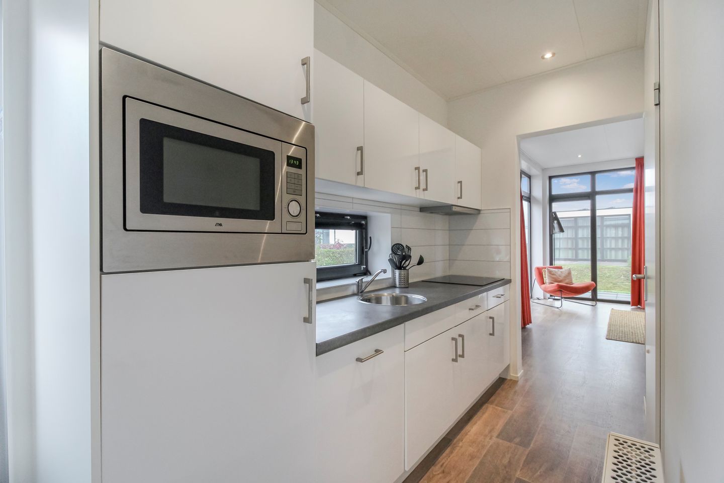 Foto 10 van Buitenhuizerweg 2-451