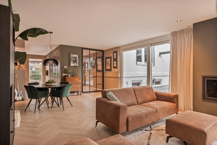 Foto 2 van Van Hogendorpsingel 4