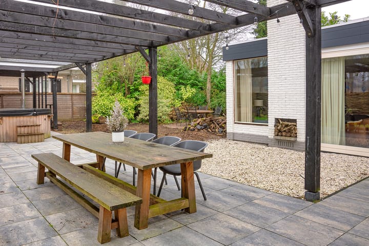 Foto 37 van Van Hogendorpsingel 4