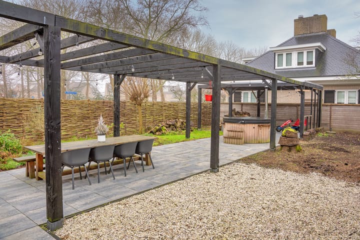 Foto 38 van Van Hogendorpsingel 4