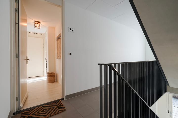 Foto 32 van Laterastraat 37