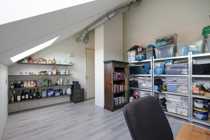 Foto 35 van Laterastraat 37