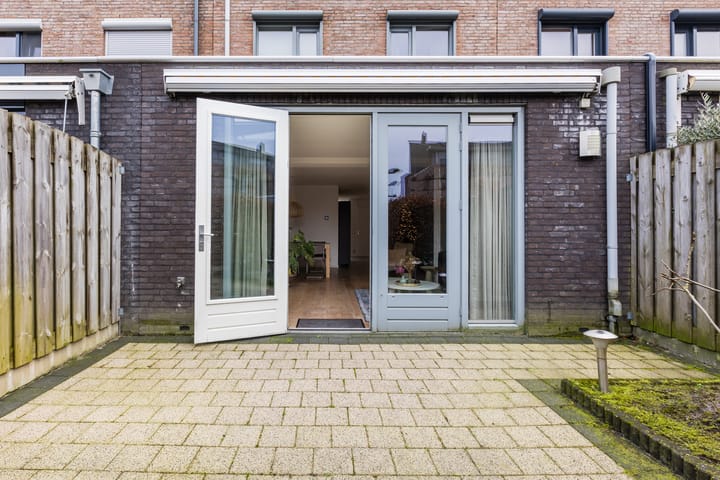 Foto 19 van Suze Groenewegstraat 21