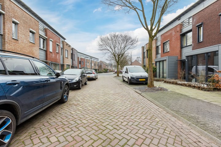 Foto 42 van Suze Groenewegstraat 21