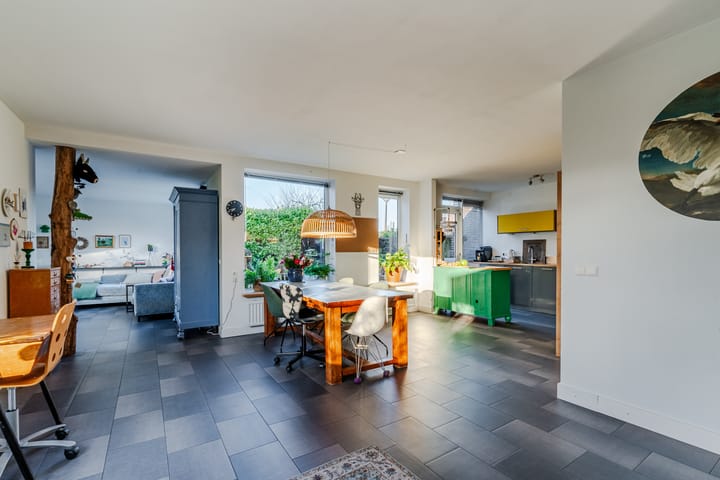 Foto 2 van Weegbree 52