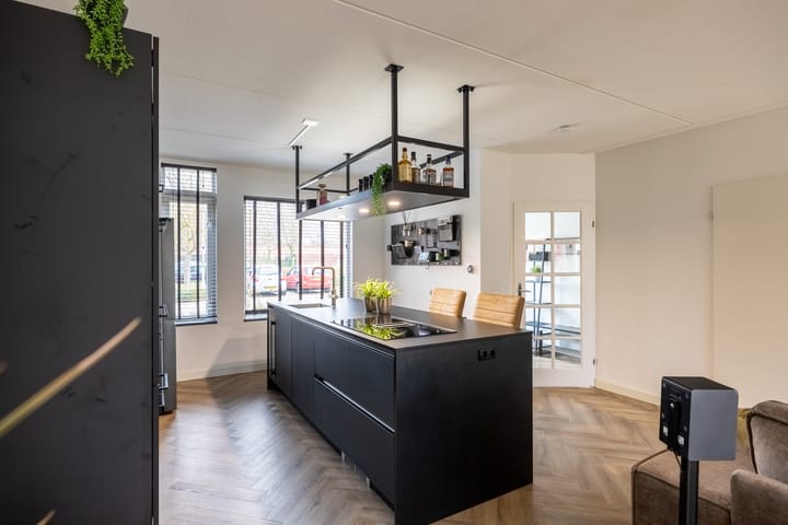 Foto 4 van Boesmate 5