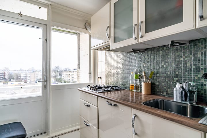 Foto 8 van Paramaribostraat 81