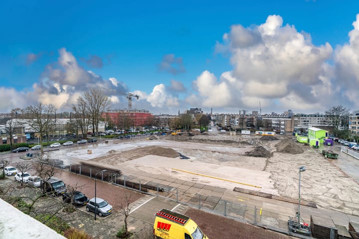 Foto 10 van Paramaribostraat 81